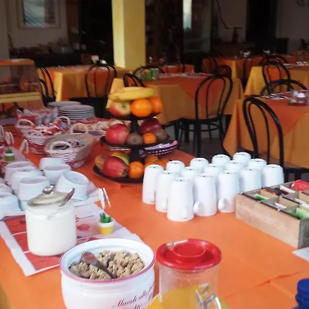 Ristorante Lavedo 2* לנו